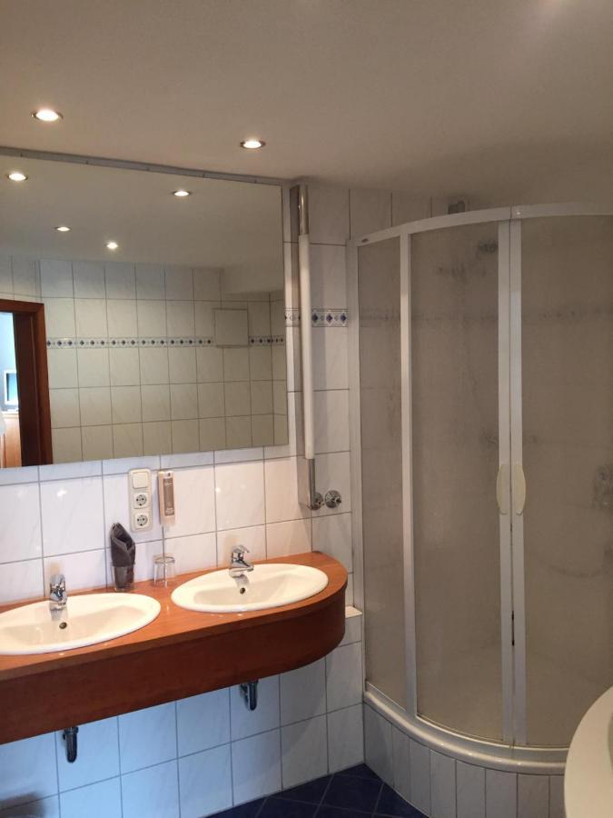Hotel Zur Schoenen Aussicht Marktheidenfeld Luaran gambar