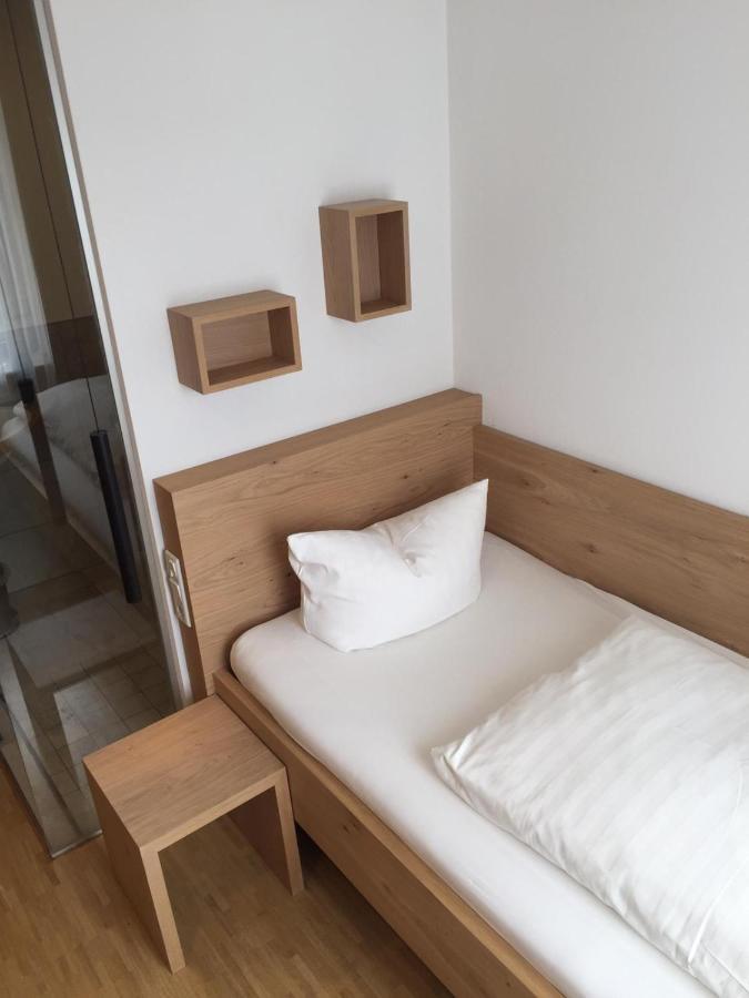 Hotel Zur Schoenen Aussicht Marktheidenfeld Luaran gambar