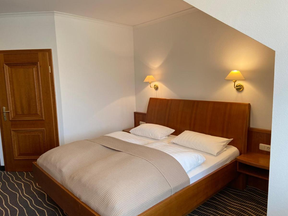 Hotel Zur Schoenen Aussicht Marktheidenfeld Luaran gambar